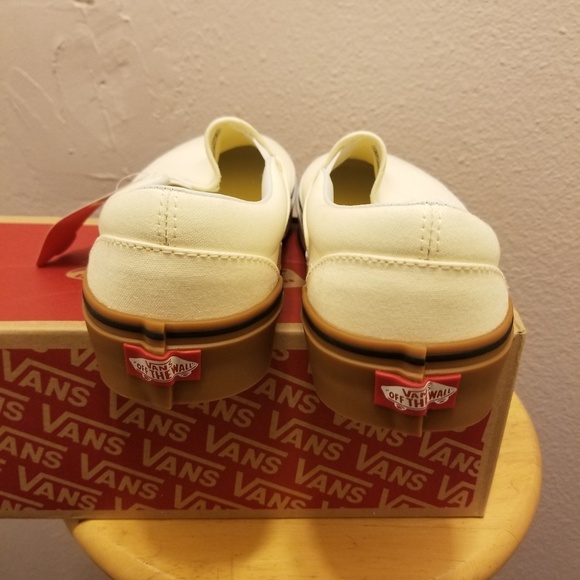 Vans Slip on Men's 9.5 White Gum bottom - Picture 3 of 4